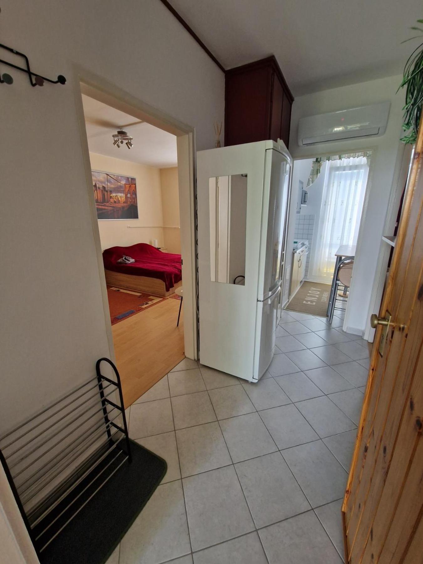 Casa Cristina Apartment Pecs Bagian luar foto